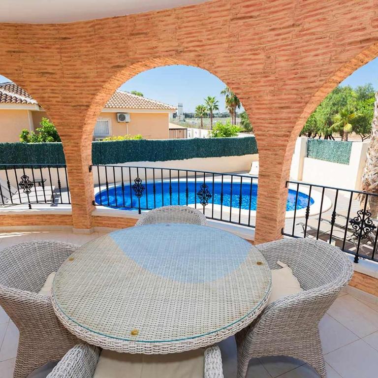 CH Villa Calida Monteazul - Three-Bedroom Villa - 25