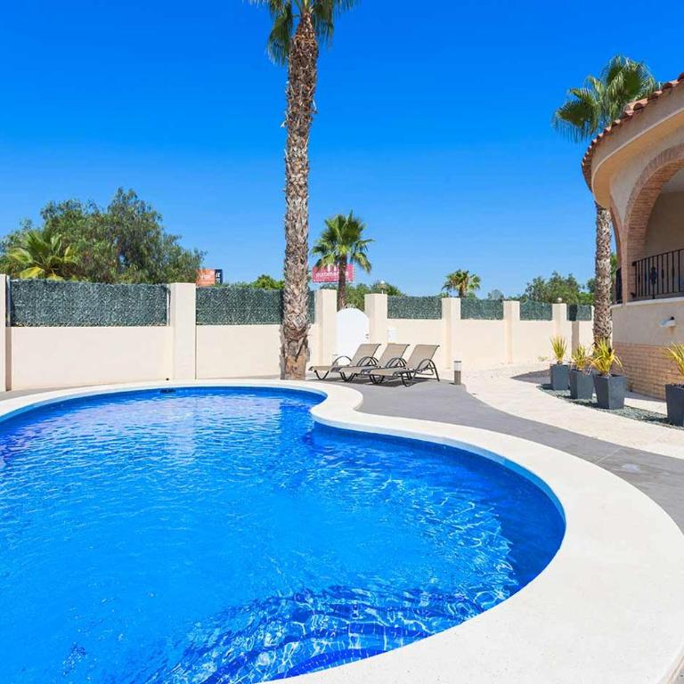 CH Villa Calida Monteazul - Three-Bedroom Villa - 31
