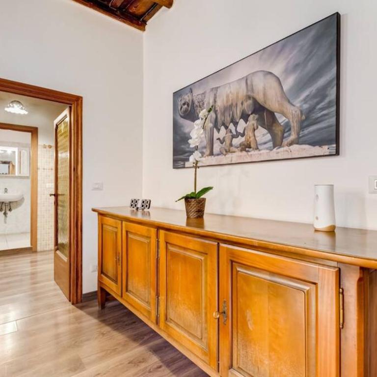 LauraLuxuryHome Cavour Fori Imperiali - One-Bedroom Apartment - 11