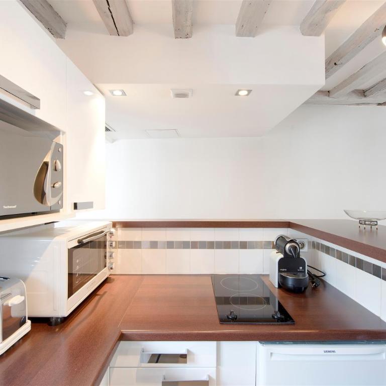 Habitat Parisien - Marais Sicile - Appartement en Duplex - 9