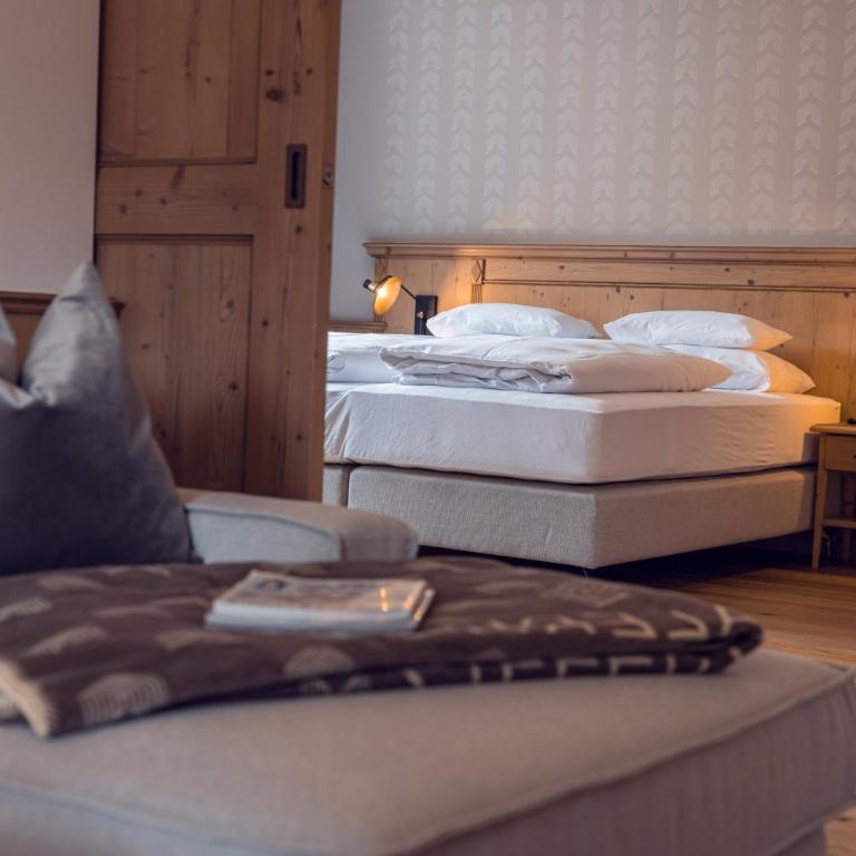 Alpine Hideaway ZILLERTALERHOF - 4 Sterne Superior - Familiensuite - 3