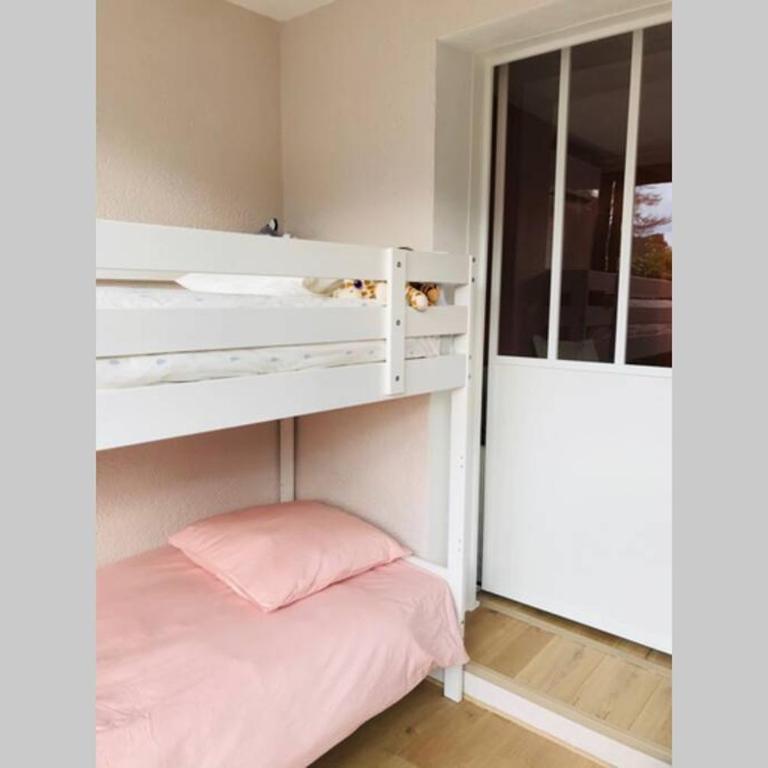 La petite Pinède Studio climatisé 400m de la plage - Studio - 18