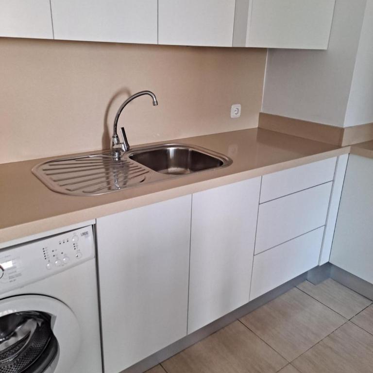 Sunny Los Cristianos Apartment Walk to Beach - Apartment mit 1 Schlafzimmer - 23