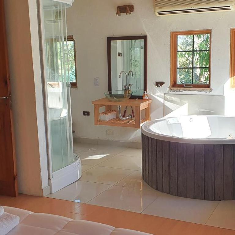 AMANU Casa Unica en el delta de Tigre a solo 5' para 30 personas - Villa - 8