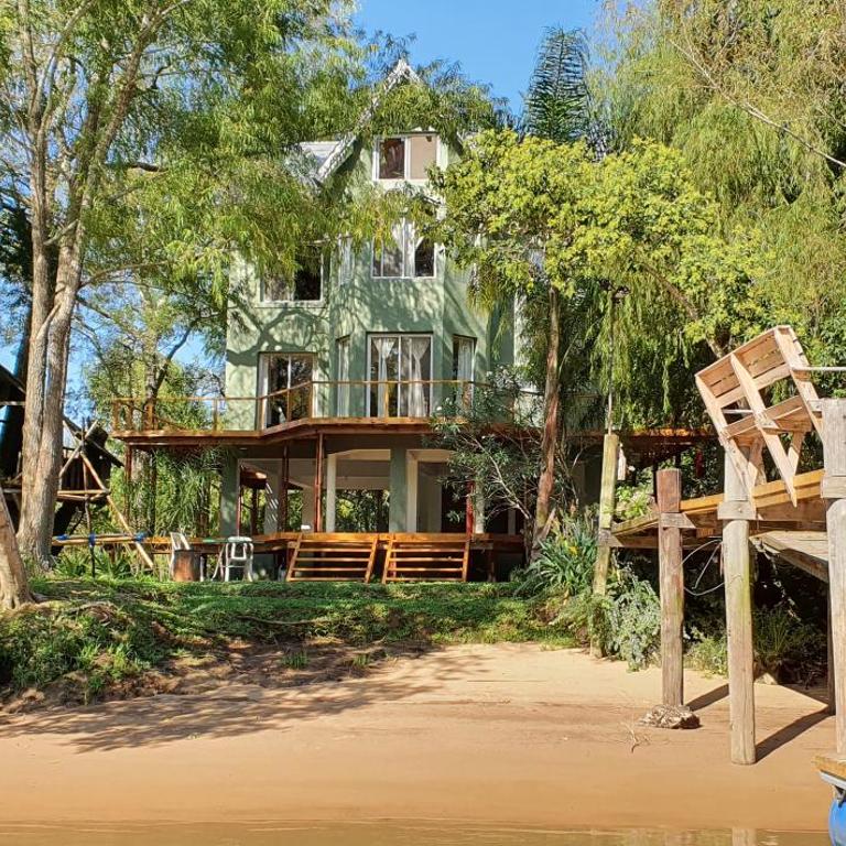 AMANU Casa Unica en el delta de Tigre a solo 5' para 30 personas - Villa - 3