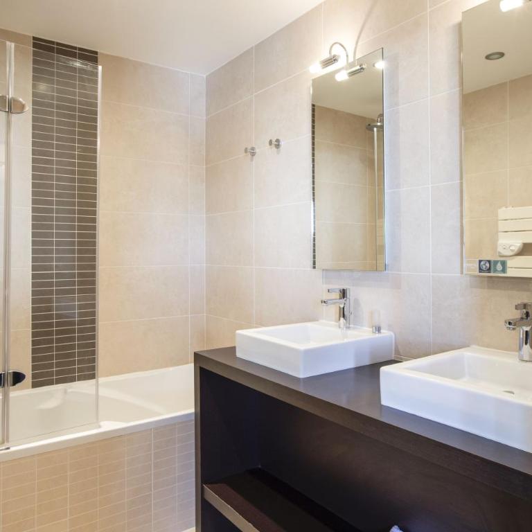 Hôtel Club MMV Les 2 Domaines - Chambre Quadruple Supérieure - 1