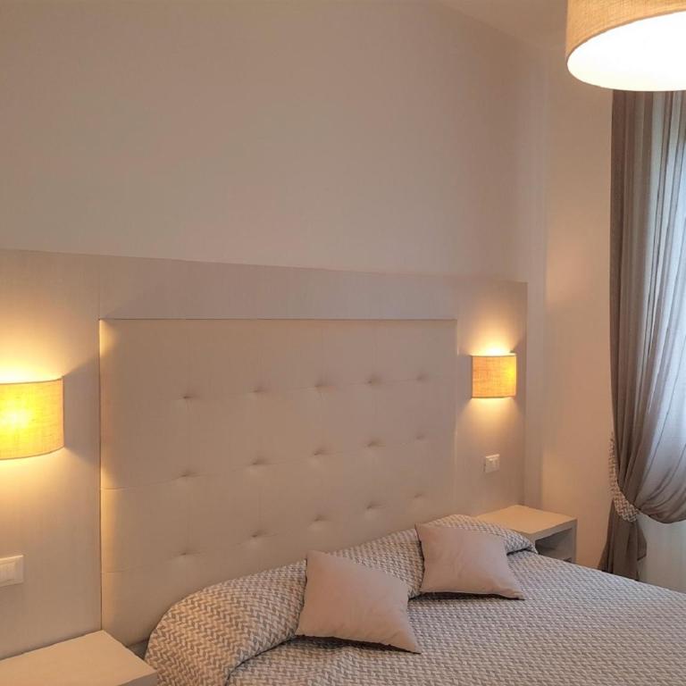 Albergo Degli Amici - Camera Tripla Standard - 2