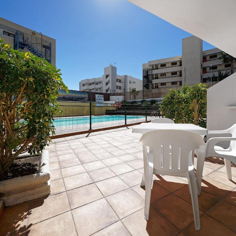 Apartamentos Strelitzias - Apartamento de 1 dormitorio con vistas a la piscina - 30