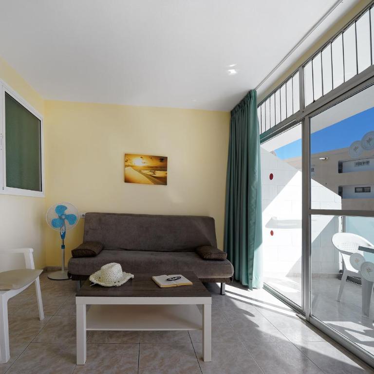 Apartamentos Strelitzias - Apartamento de 1 dormitorio con vistas a la piscina - 8