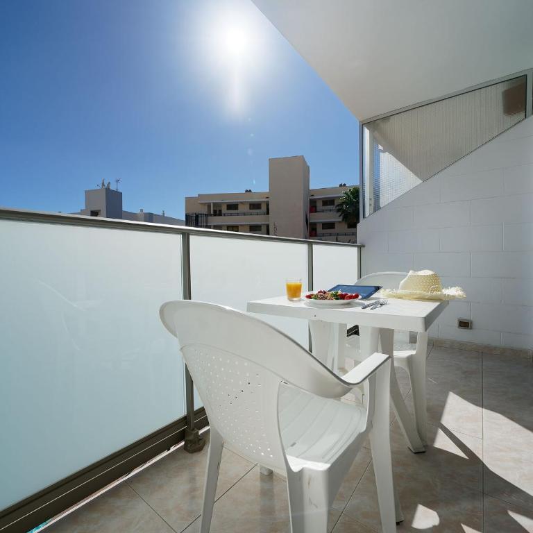 Apartamentos Strelitzias - Apartamento de 1 dormitorio con vistas a la piscina - 24