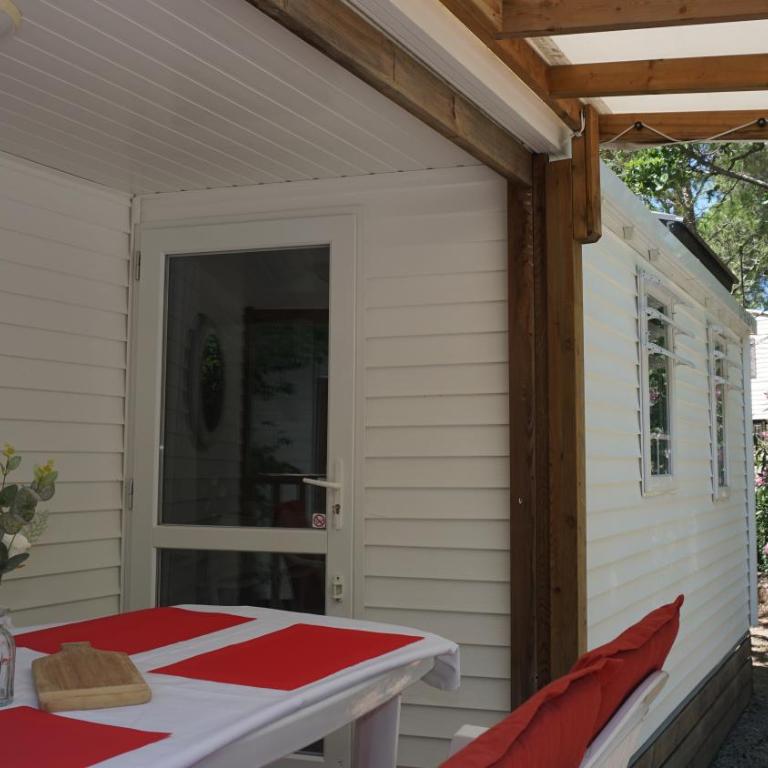 2 bedroom chalet for 5 persons at Camping Leï Suves - JoyCasa - Chalet 2 Chambres - 4