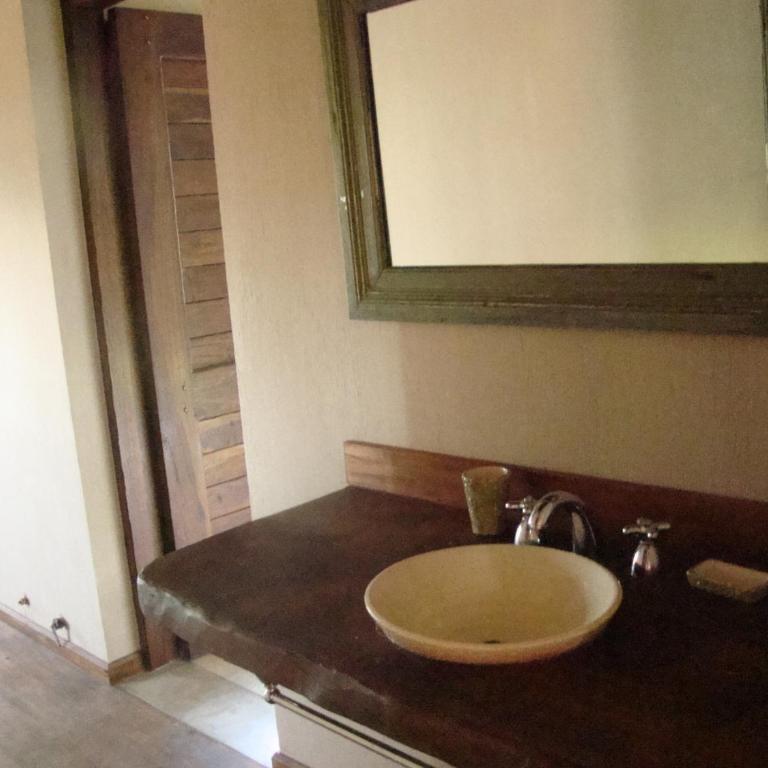 Cabañas Cerros del Sol - Estudio con vistas al jardín - 1