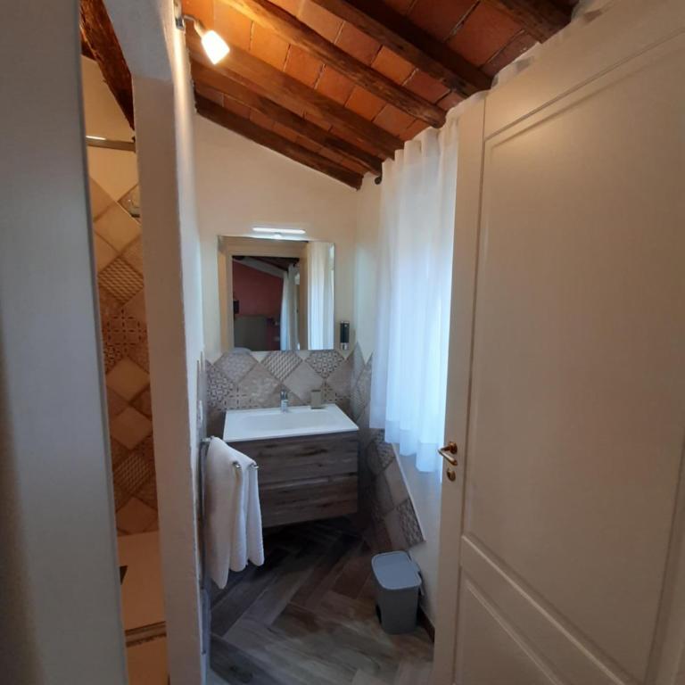 Il Vicolo - Camera Matrimoniale con Bagno Privato - 11
