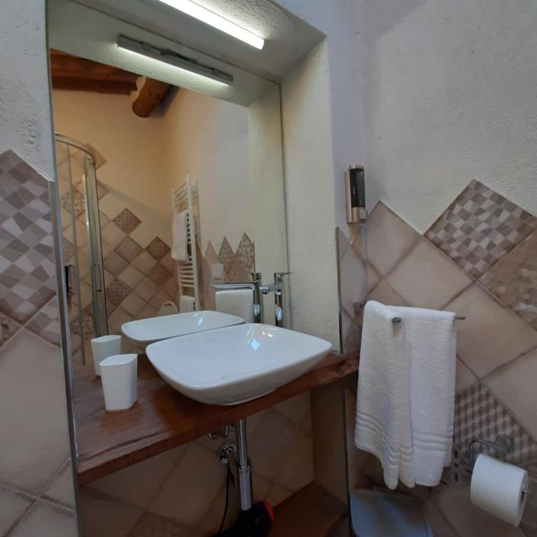 Il Vicolo - Camera Matrimoniale con Bagno Privato - 40