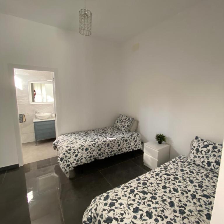 CASA REFORMADA CON TERRAZA/WIFI/AIRE ACONDICIONADO - Casa de 2 dormitorios - 16
