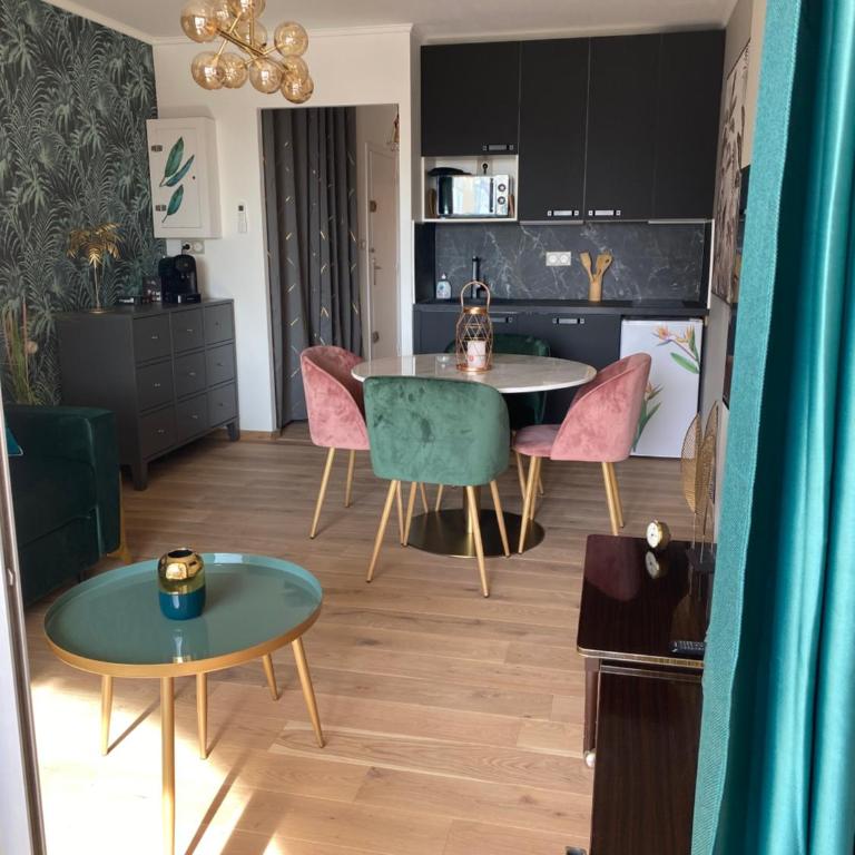T2 COSY CÔTÉ PLAGES QUARTIER DES QUILLES - Appartement 1 Chambre - 3