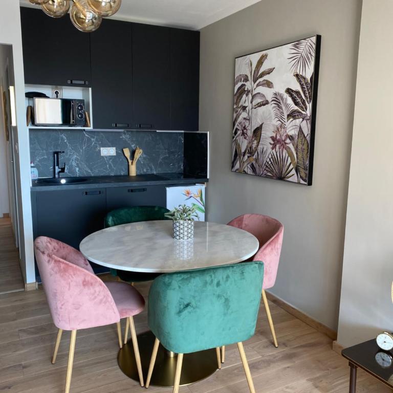 T2 COSY CÔTÉ PLAGES QUARTIER DES QUILLES - Appartement 1 Chambre - 4