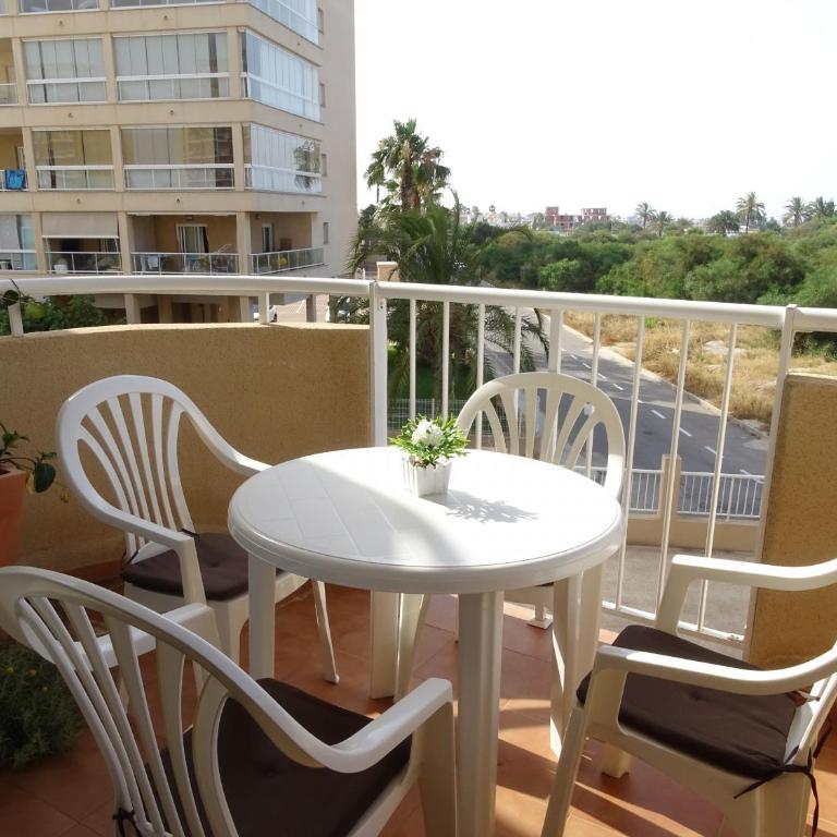 Canales de Veneciola - Apartment with Terrace - 1