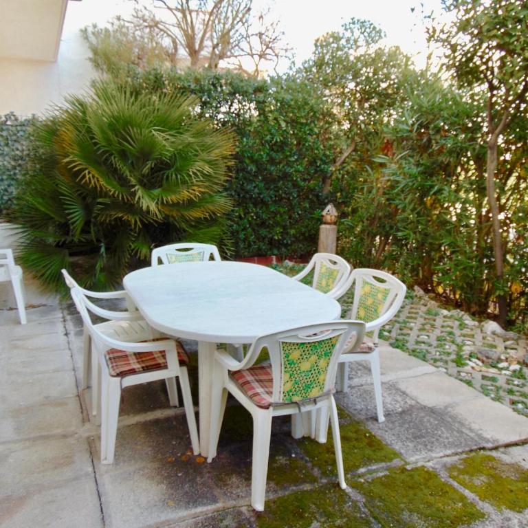 M282 - Marcelli, trilocale con giardino a 100mt dal mare - Two-Bedroom Apartment - 2