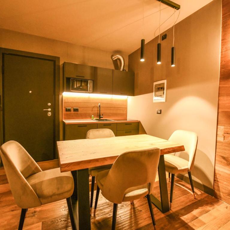 Chalet Everest - Luxury Apartments - Queen Studio - 10