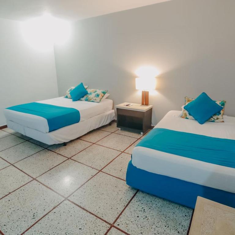 La Iguana de Santa Fe by Bernalo Hotels - Habitación Triple - 1