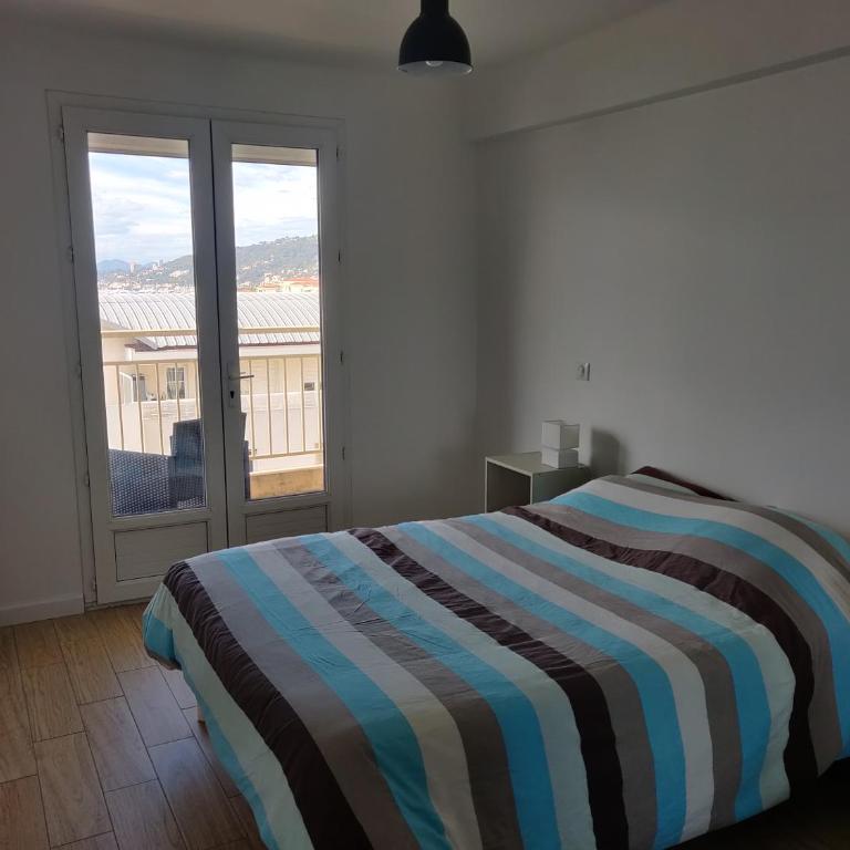 3 pièces près des plages de Juan avec parking - Appartement 2 Chambres - 6