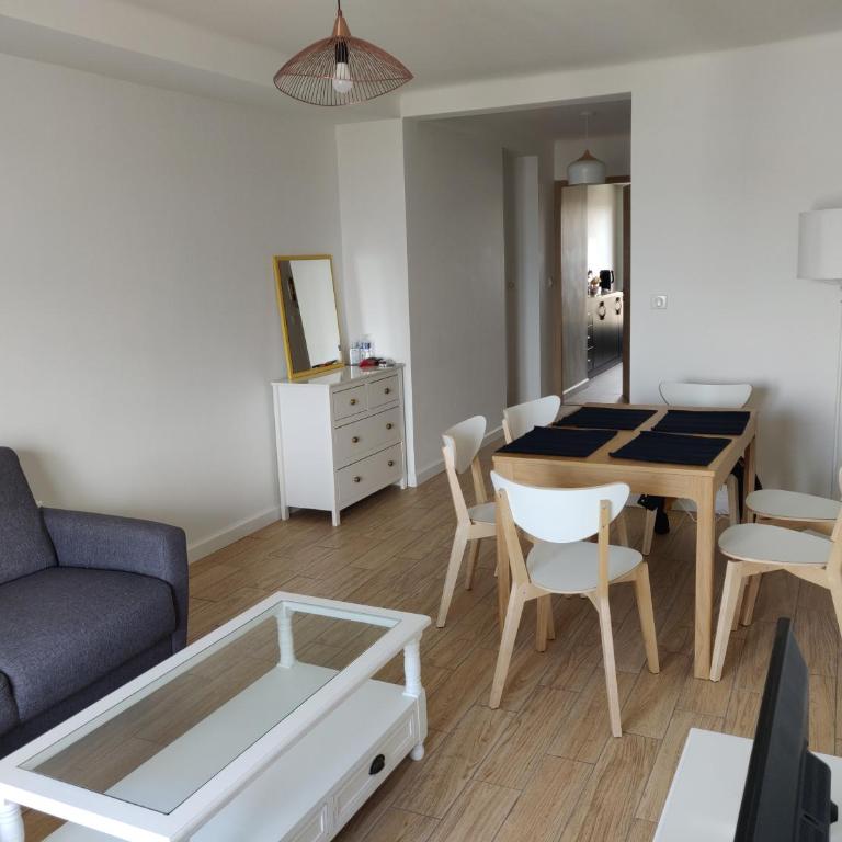 3 pièces près des plages de Juan avec parking - Appartement 2 Chambres - 1