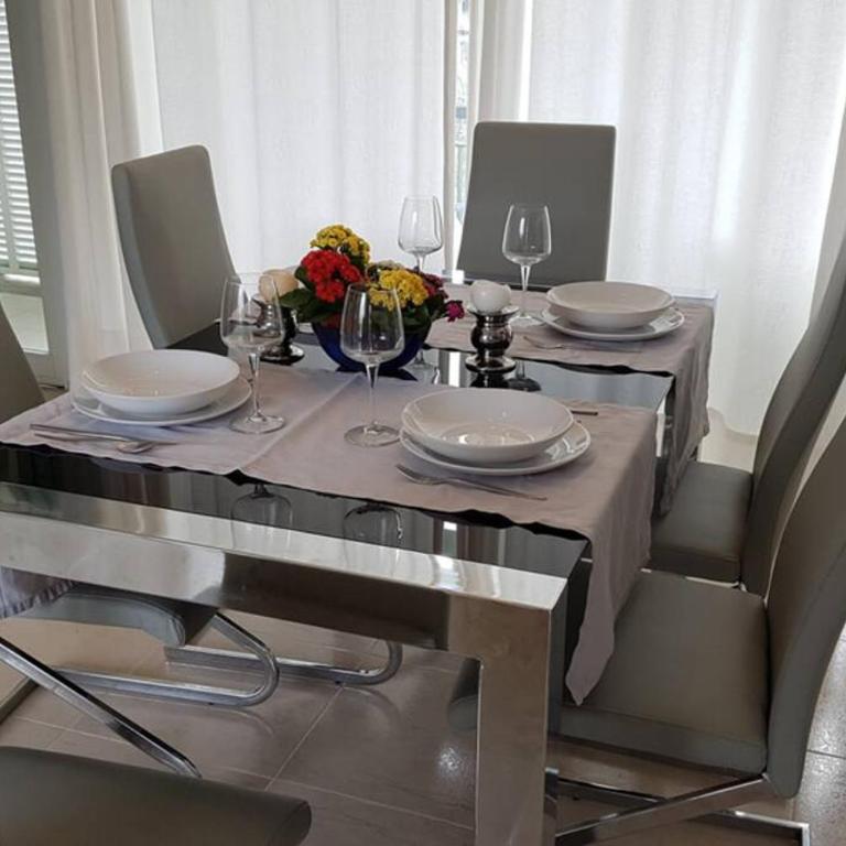 APTO. CERCA PLAYA- WIFI&A.C. - Apartamento de 2 dormitorios - 20