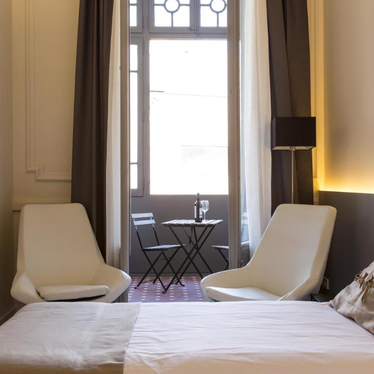 Izaila Plaza Catalunya - Double or Twin Room with Balcony - 4