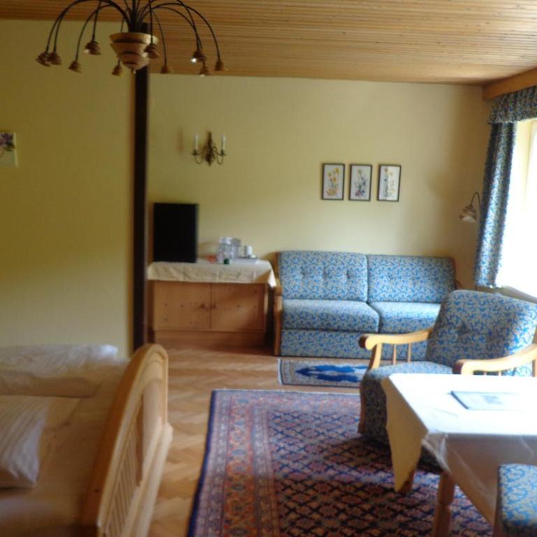 Hotel Restaurant - Häuserl im Wald Graz - Doppelzimmer - Nebengebäude - 4