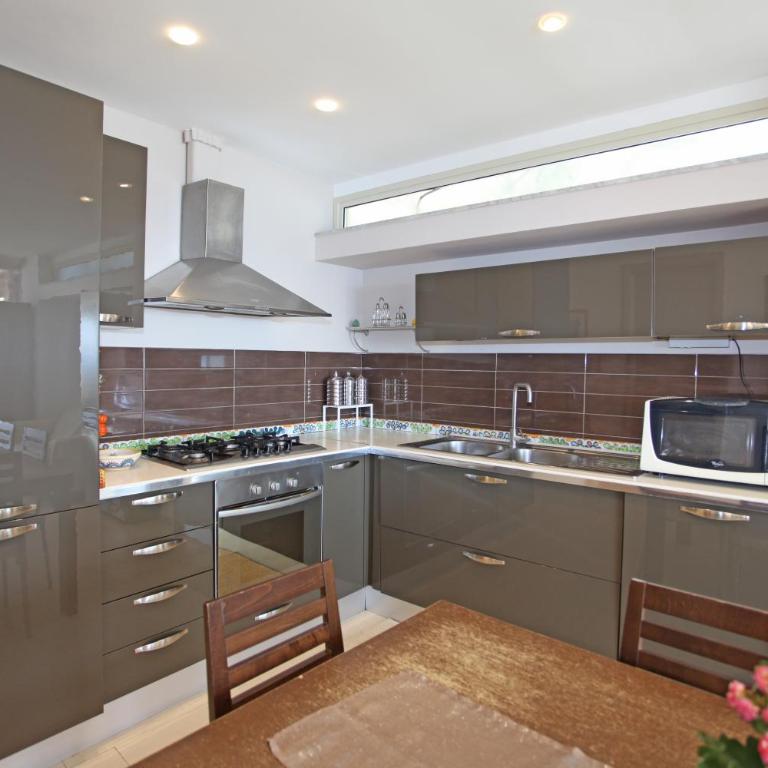 Casa Stella del Mattino - Two-Bedroom House - 5