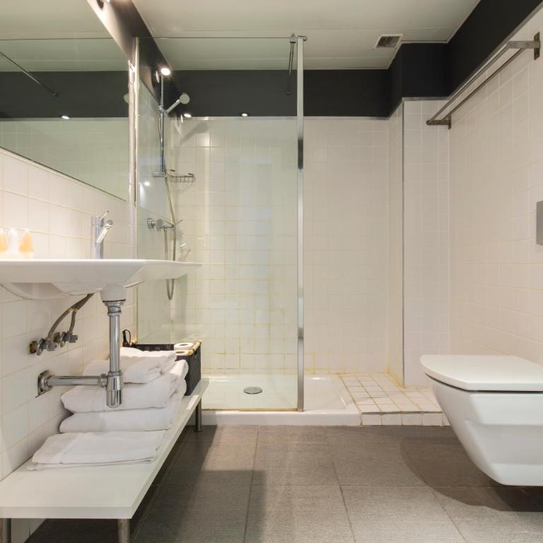 tuGuest Elvira Suites - Two-Bedroom Apartment - 15