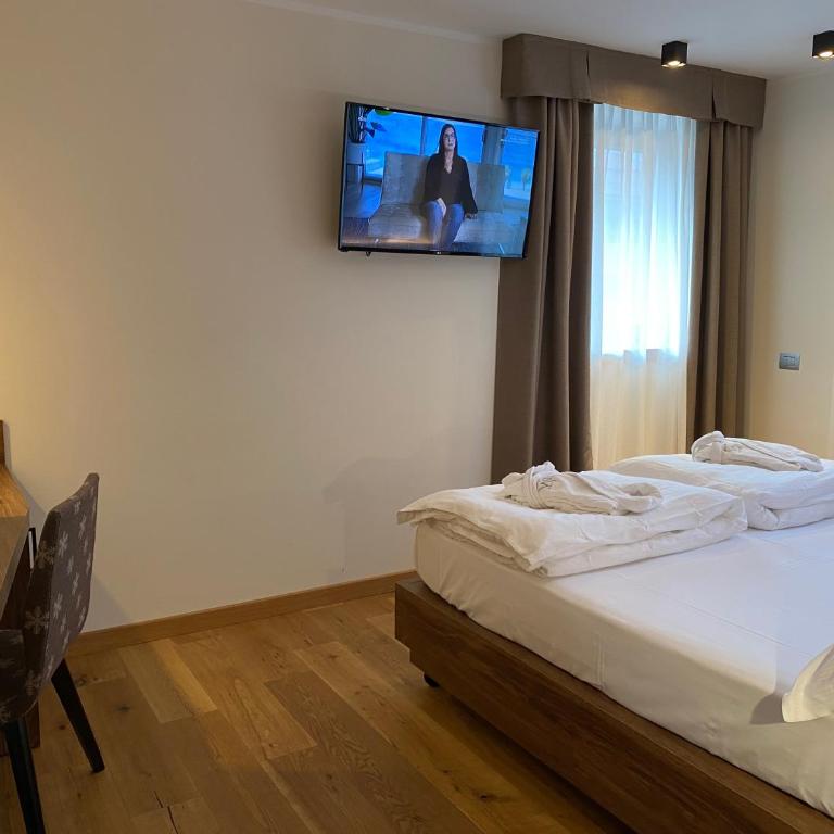 Dolomeet Boutique Hotel - Superior Double or Twin Room - 6