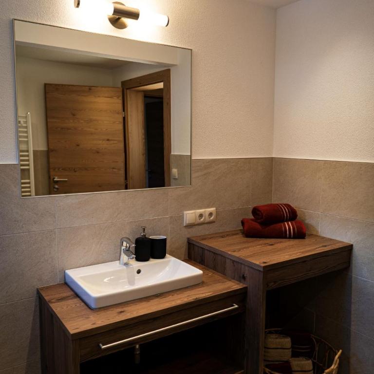 Landhaus Steinmüller - Apartment mit 1 Schlafzimmer - 7