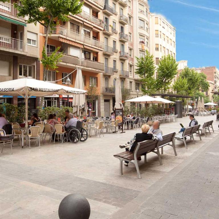 LetsGo Sagrada Familia Penthouse - Two-Bedroom Apartment with Terrace - 39