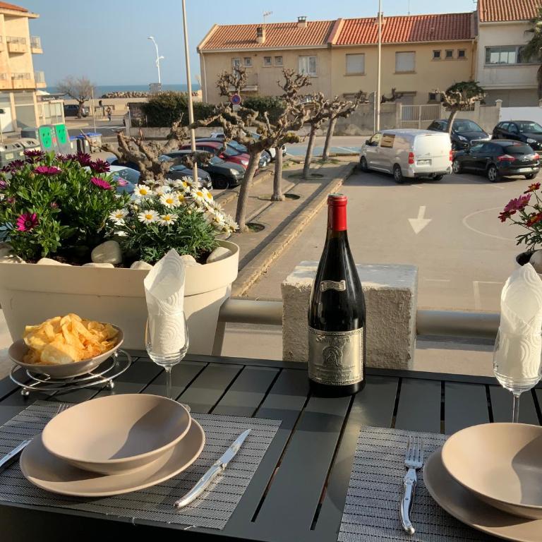Villa Magaly T4 à 50 m de la plage et de Valras centre avec linge de lit et ménage inclus - Appartamento con 2 Camere da Letto e Vista Mare - 9