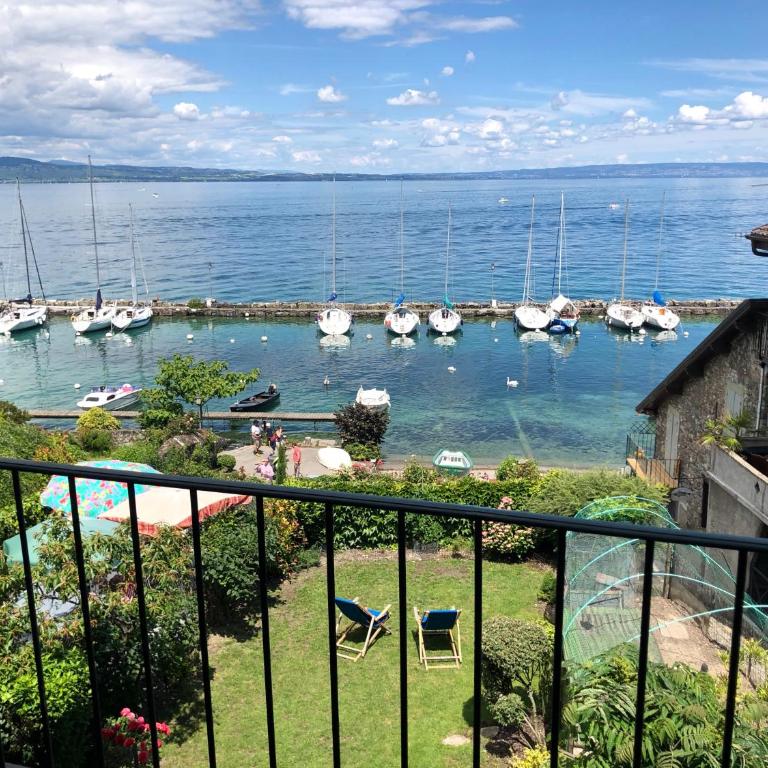 A Room with a View - Maisonnette dans bourg médiéval au bord du Lac Léman - Maison 2 Chambres - 14