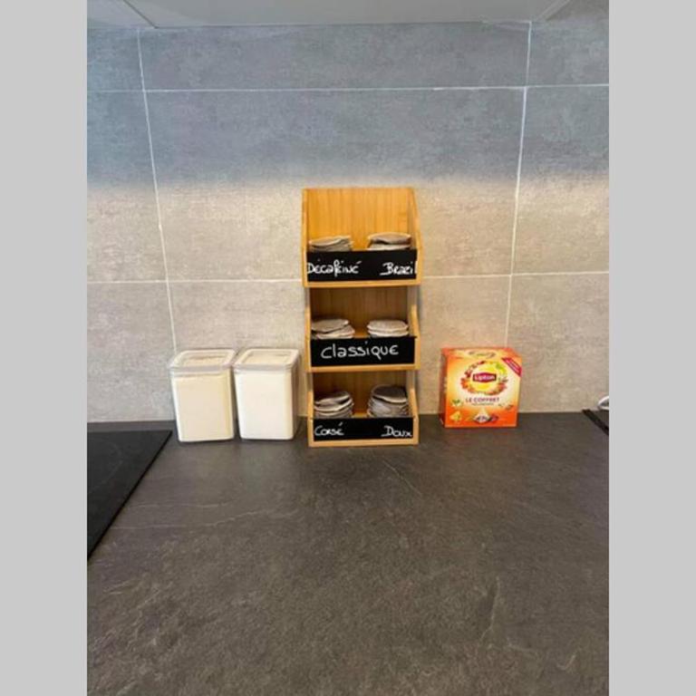 Joli T2, jacuzzi, lit rond, jardin, parking privé, métro - One-Bedroom Apartment - 20