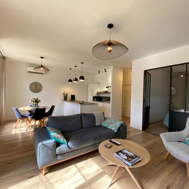 "La place du village" - Appartement - 1