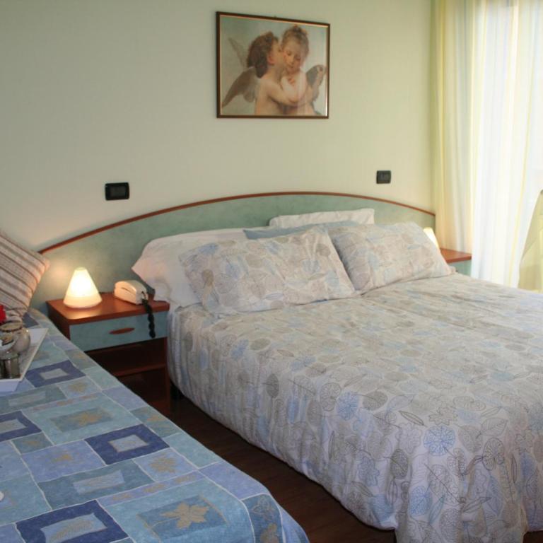 Hotel Betty Personal Style and Beach Village - Camera Tripla Standard - 11