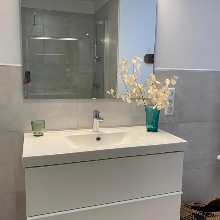 "La place du village" - Appartement - 19