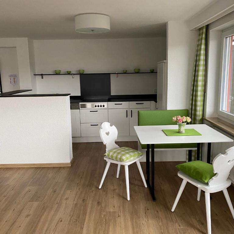 Ferienwohnungen im Färberhaus - Apartment with Mountain View - No. 5 - 4