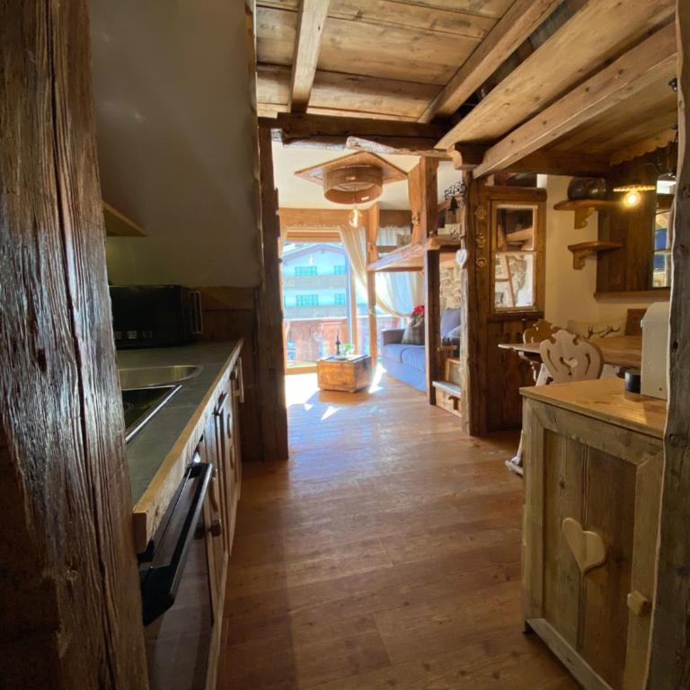 Calore di una Casa di Montagna - Appartamento con 2 Camere da Letto - 9