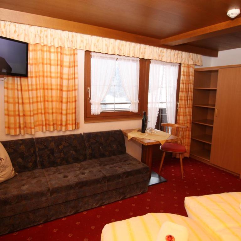 Haus Alpenglühn - Doppelzimmer mit Schlafsofa - 3