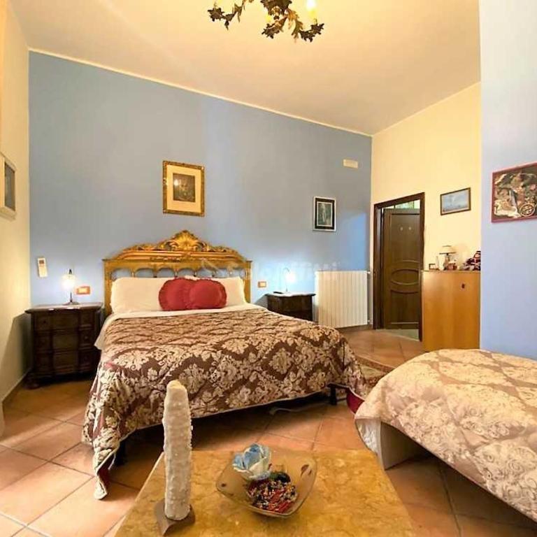 B&B Donna Anna - Camera Tripla con Vista Città e Bagno Privato - 3