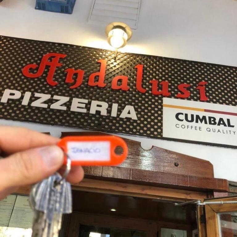 Exclusivo DÚPLEX en la PLAZA - Duplex Apartment - 2