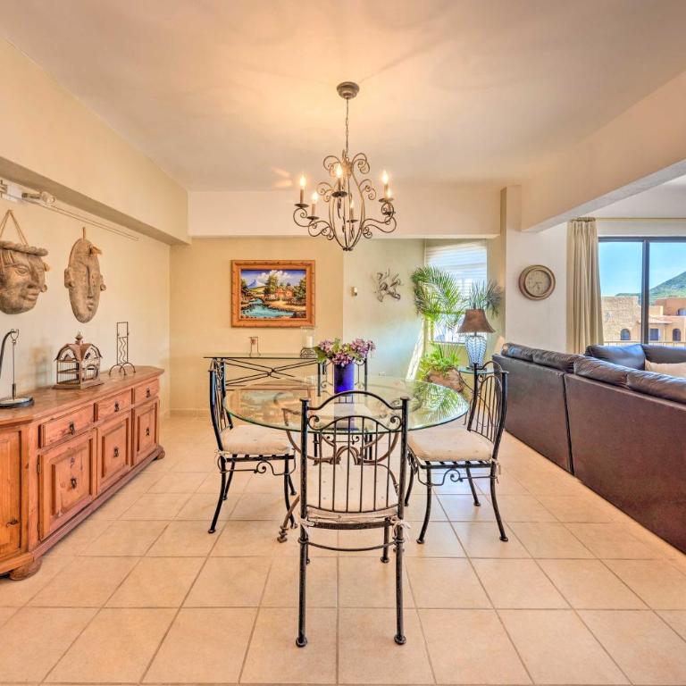 Condo in Plaza Nautica < 1 Mile to The Arch! - Apartamento - 5