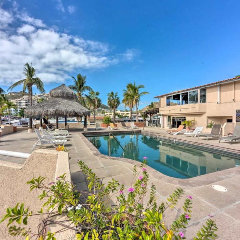 Condo in Plaza Nautica < 1 Mile to The Arch! - Apartamento - 29