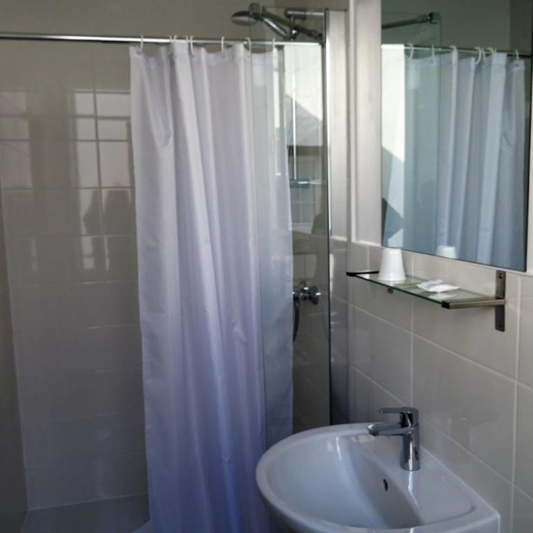Hôtel Saint-Patrick Cœur de NANTES - Chambre Double Confort - 7