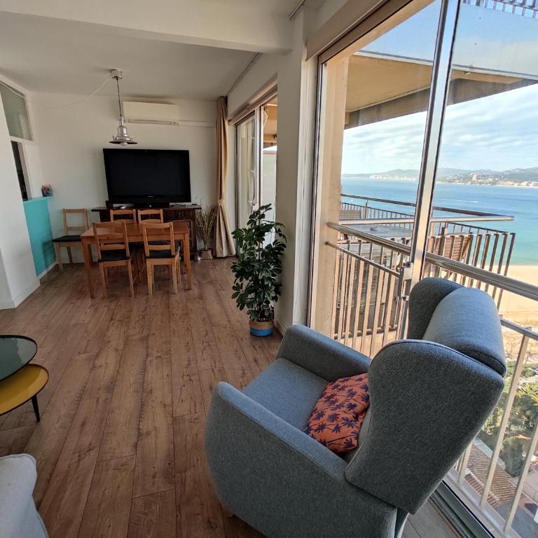 Apartament Núria - Apartamento con vistas al mar - 4